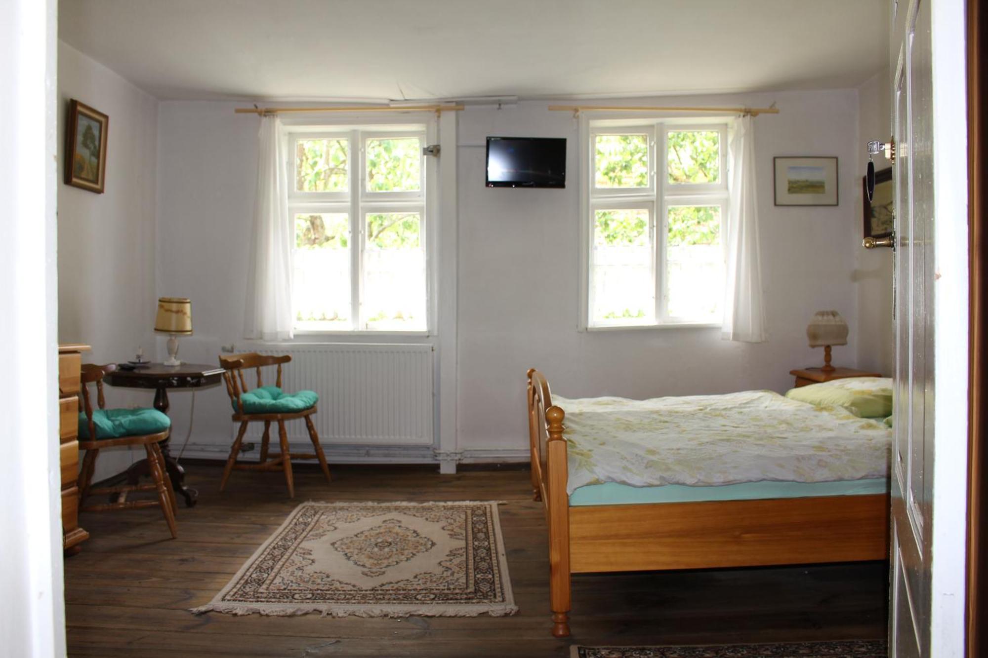 Alandblick Farm stay *